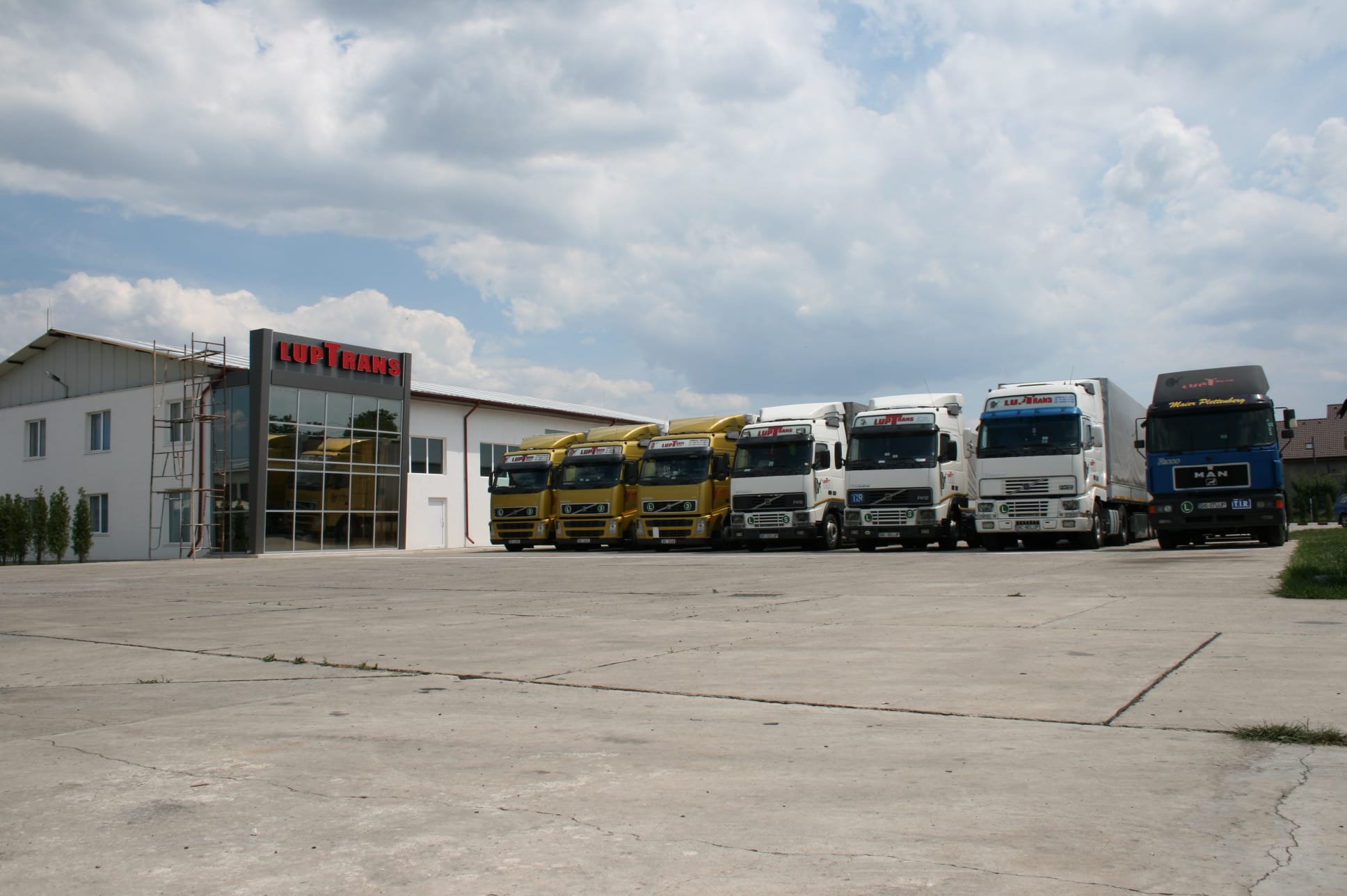 luptrans-hemeius-bacau-romania-europa-istoric-1991-2024-3